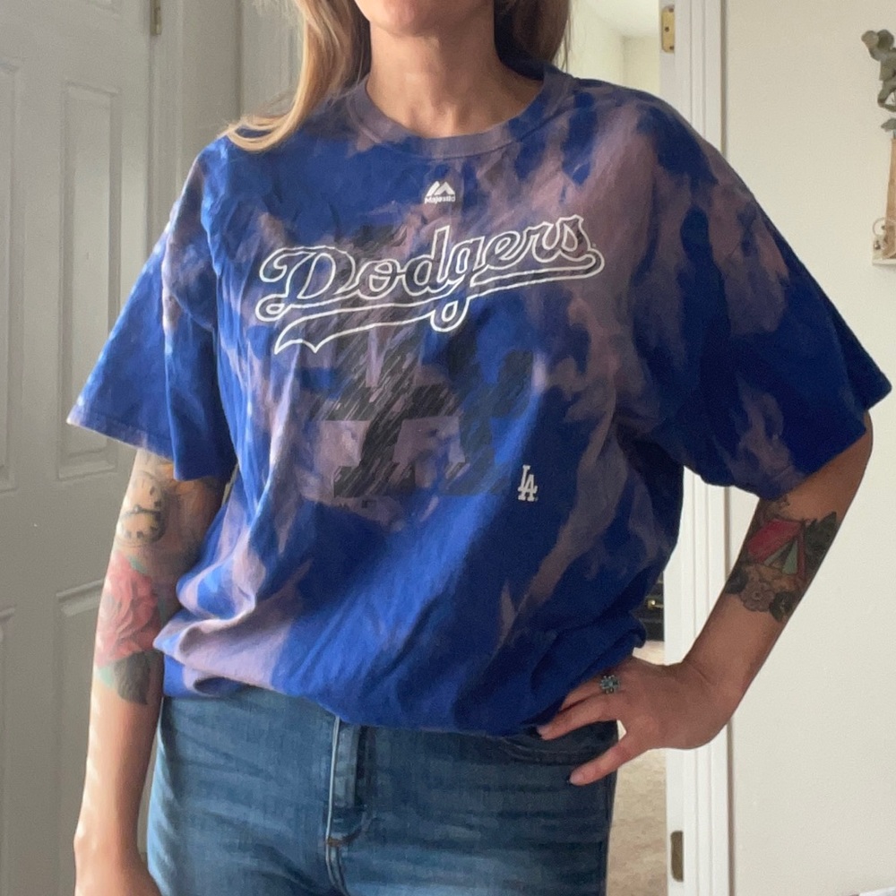 Mens XL bleached Dodgers shirt